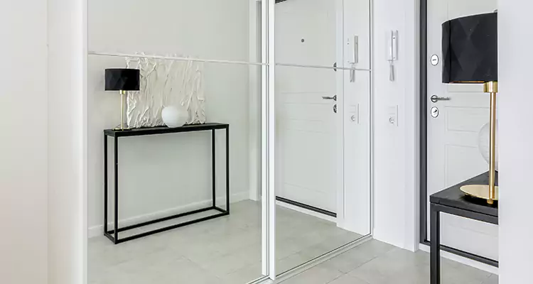 Mirrored Bifold Closet Doors Repair in Hayward, CA