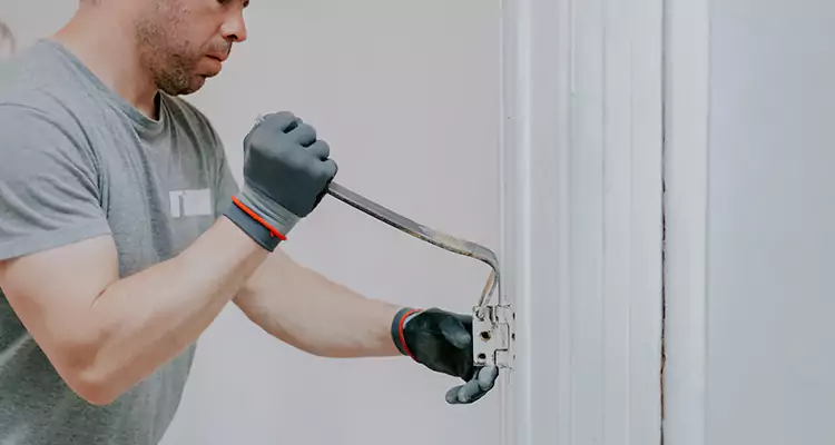 Cracked Door Jamb Repair in Hayward, CA