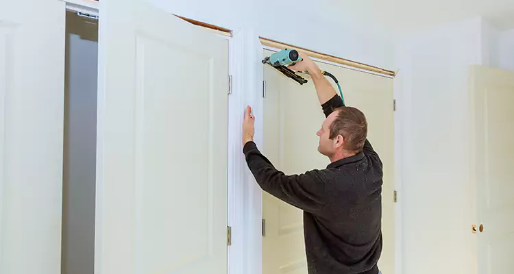 Top Rated Door Fixing ServiceFixing Garage Door Track in Hayward, CA
