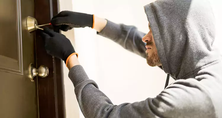 Emergency Motel Lock Repairs—Available 24/7 in Hayward, CA