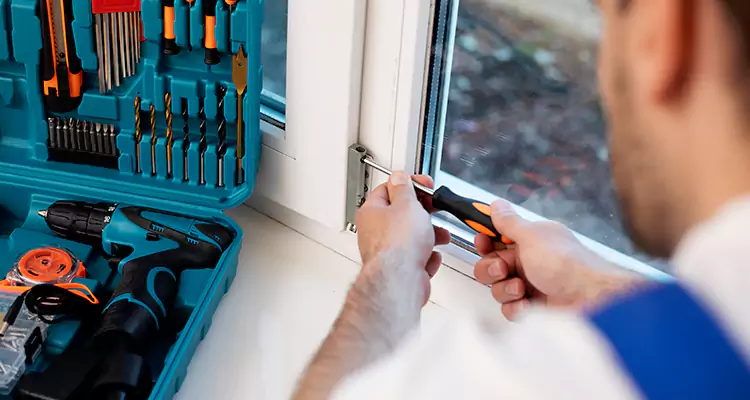 Mirrored Sliding Doors Replacement Expert in Hayward, CA